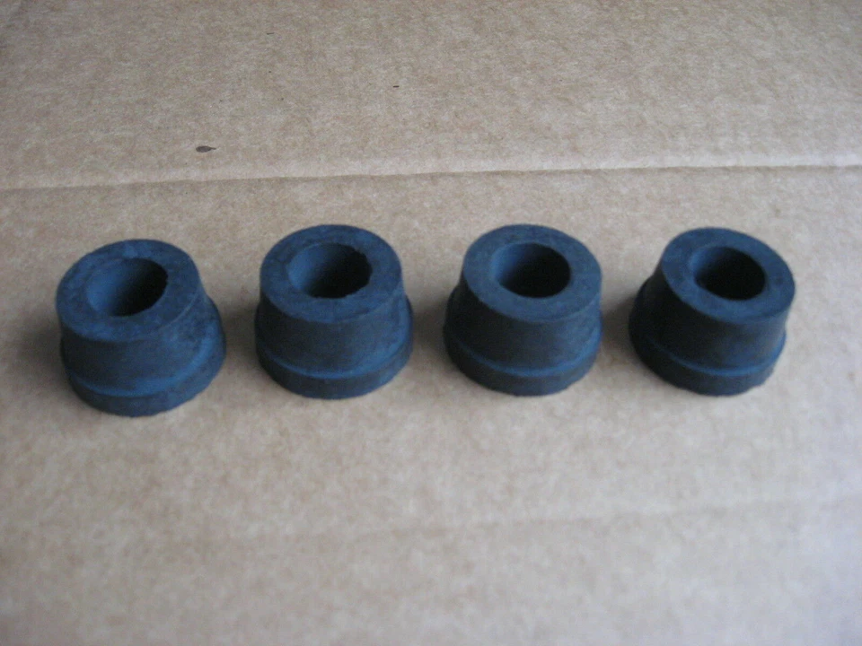 BMC Morris Minor 1000 Top Suspension Trunion Rubber Bush OE Quality Set of Four  - Image 1 of 1