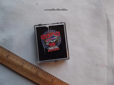 2000 Buffalo Bills NFL Football Season Ticket Holder Pin Back Button New Power Cover