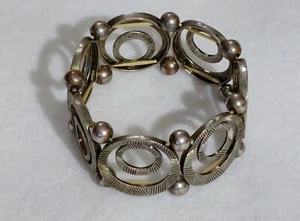 Vintage - Metal 1 1/4 in - Wide Silver Tone Bead Stretch Bracelet - 2 1/4 in dia - Picture 1 of 8
