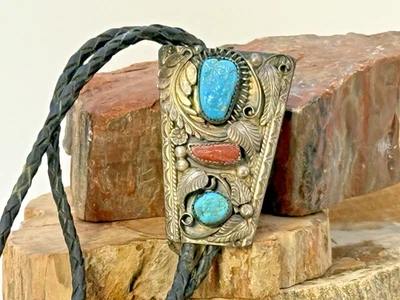 Bolo grande vintage Monroe Ashley Navajo turquesa esterlina y coral--2LN25.03 Foto 1 de 4