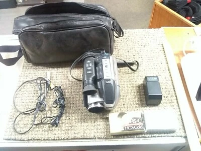 Panasonic PalmSight PV-L759D VHS-C Camcorder VHS-C Tapes UNTESTED (S2-2) - Image 1 of 4