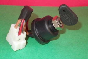NEW MAHINDRA TRACTOR IGNITION / STARTER SWITCH - Picture 1 of 4
