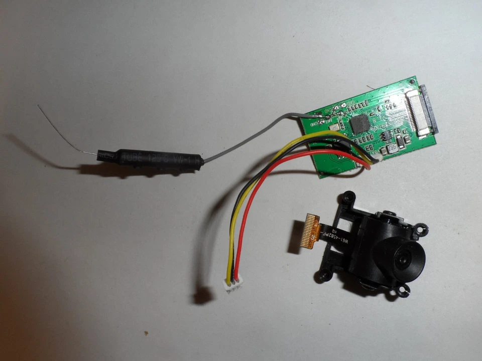 Ascend Aeronautics ASC-2400 Compact Folding Drone - HD camera - Image 1 of 4