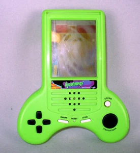 GOOSEBUMPS INTIMIDATOR JUEGO DE MANO MGA 1996 PROBADO FUNCIONANDO - Imagen 1 de 4