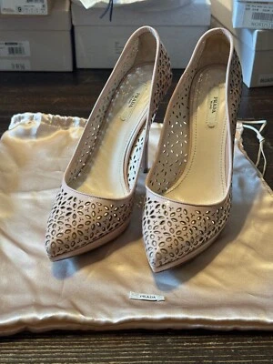 Prada Blush Patent Leather Pointed Toe Laser Cut Stiletto Platform Heel Pump 39 - Image 1 of 4