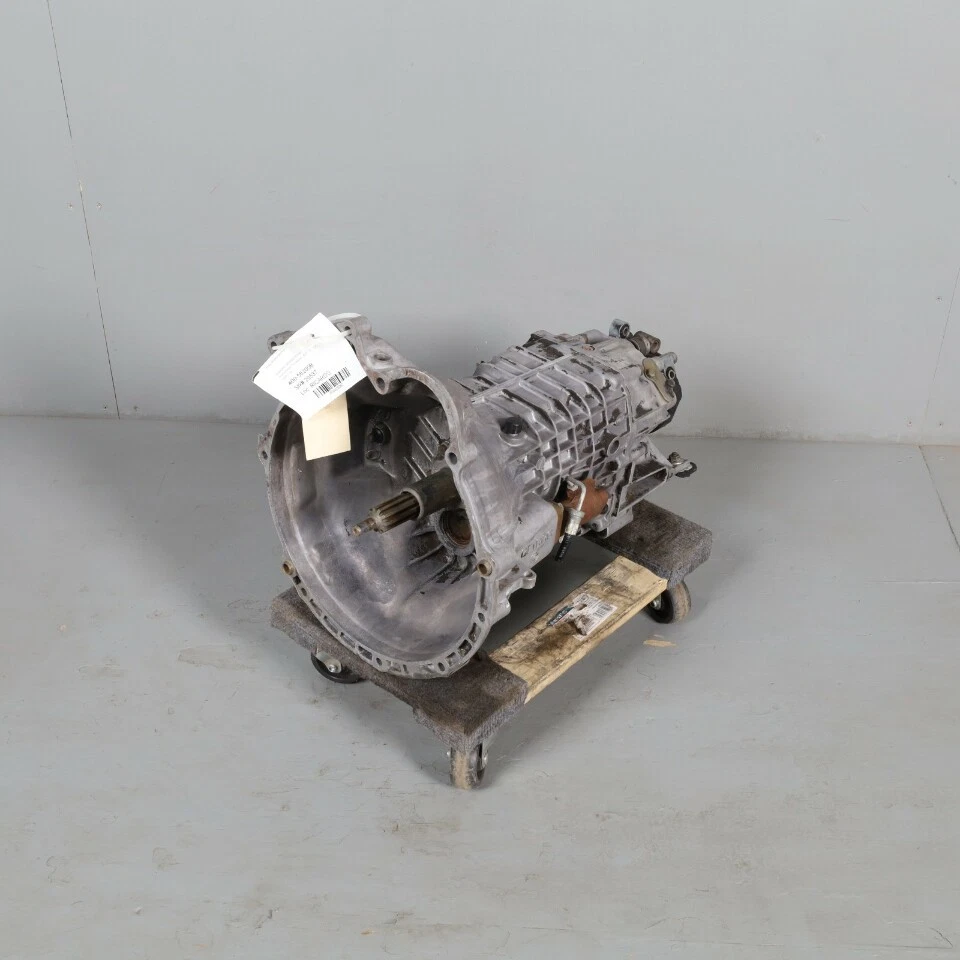 1984-1985 BMW 318i E30 Transmission 5 Speed ZF OEM Used Foto 1 de 4