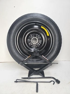 Neumático de repuesto con kit de chaqueta para Subaru Forester Compact Donut 2019-2024. Foto 1 de 4