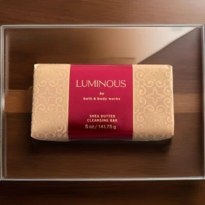 Bath & Body Works Shea Butter Cleansing Bar 5 oz Sealed—Luminous Scent - Picture 1 of 2