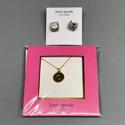 Juego de joyas KATE SPADE Nueva York | Aretes transparentes y collar con inicial dorada “C” Foto 1 de 4
