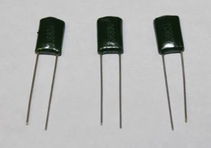 6.8nF 2J682J MYLAR CAPACITOR 3 PIECES ELECTRIC GUITAR TONE BLEED GREEN MYLAR AZ - Picture 1 of 2
