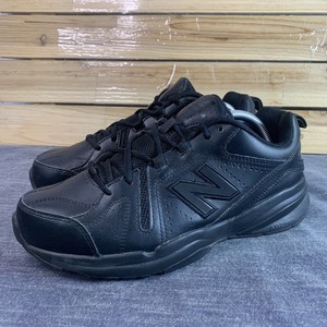 new balance 623v3 slip resistant