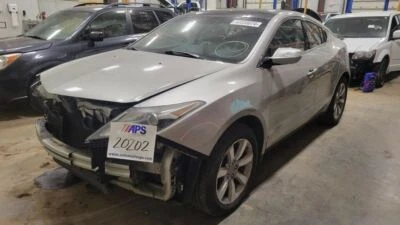 10 - 13 ACURA ZDX Transfer Case  E717661 - Image 1 of 4