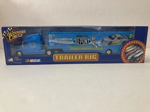 NASCAR Bugs Bunny DuPont 2004 Winners Circle Jeff Gordon #24 Trailer Rig 1:64 - Picture 1 of 10