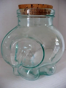 Vintage Green Glass Elephant Jar w/Cork Made in Italy - Picture 1 of 4