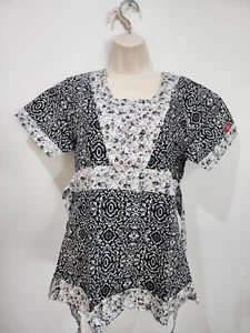 Brand New Free Shipping Womens Top Nursing Srcub Size M Medium - Picture 1 of 3