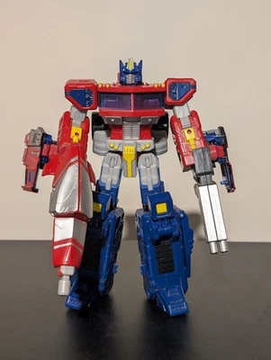 Transformers Classics Robots in Disguise 2006 Optimus Prime Voyager Class Figure - Image 1 of 3
