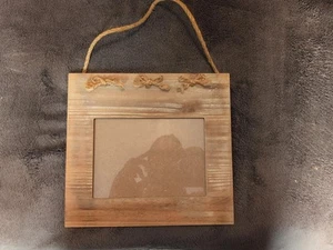 Rustic Wooden Hanging Photo Frame Driftwood Picture Display 6 x 4" Natural - Picture 1 of 4