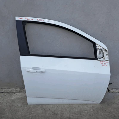 Alte Tür. Rechts CHEVROLET (DAEWOO) AVEO (T300) 1.3 diesel S&S (55Kw) Ber. - Bild 1 von 4