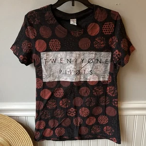 Twenty One Pilots BlurryFace Band T Shirt Womens Size Medium - Picture 1 of 4