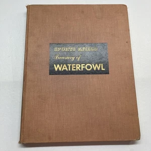 Sports Afield: Treasury of Waterfowl by Angus H Shortt; B W Cartwright - Imagen 1 de 24