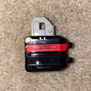 MMPR POWER RANGERS IN SPACE DELTA MEGAZORD FIST VINTAGE PEZZI DI RICAMBIO - Foto 1 di 4