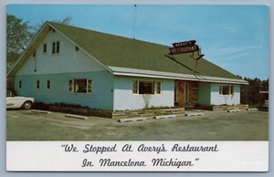 Mancelona Michigan Mi Postkarte Avery's Restaurant Außenbeschilderung um 1960 - Bild 1 von 2