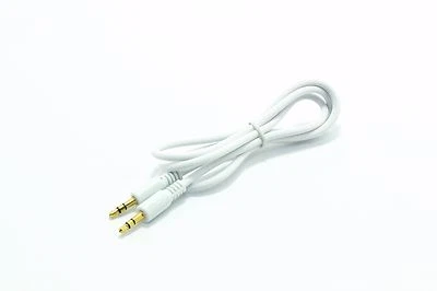 Cable de audio estéreo liso auxiliar de 3,5 mm macho a macho para PC iPod MP3 COCHE Foto 1 de 2