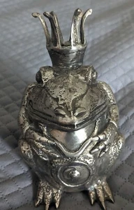 Vintage Metal Frog Prince Figurine Sculpture Candle Holder 7" - Picture 1 of 13