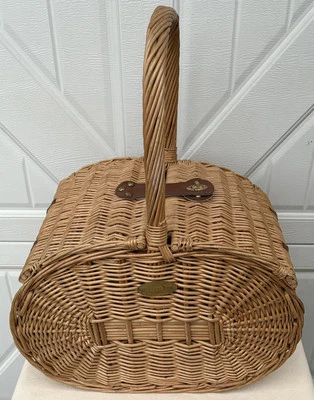 VTG 23” Wicker Rattan Picnic Basket Handle Storage Boho MCM Sutherland - Image 1 of 4