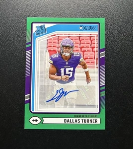 2024 Donruss Dallas Turner Green Rated Rookie Auto #331 - Bild 1 von 2