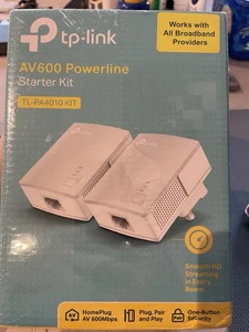 TP-Link TL-PA4010KIT AV600 Powerline Adapter 600 Mbps + 2 x Ethernet (DOWOLNY ISP) - Zdjęcie 1 z 3