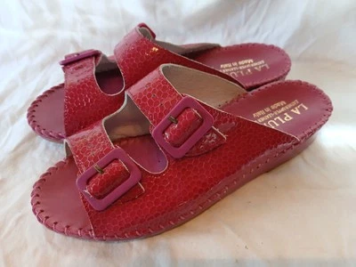 La Plume Womens Pink Croc/Snakeskin Leather Buckle Slide Sandals Sz 7.5 (38) - Image 1 of 4