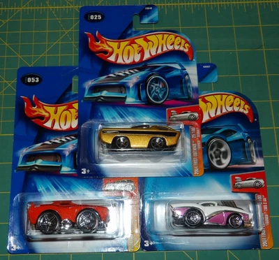 3X - 2004 Hot Wheels First Editions - Tooned Deora, Blings Barracuda, Two 2 Go - Image 1 of 4