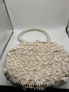 Abendtasche Baumwolle Spitzenborte Gänseblümchenkette Blumenmotiv hellrosa Perlengriff Vintage - Bild 1 von 6
