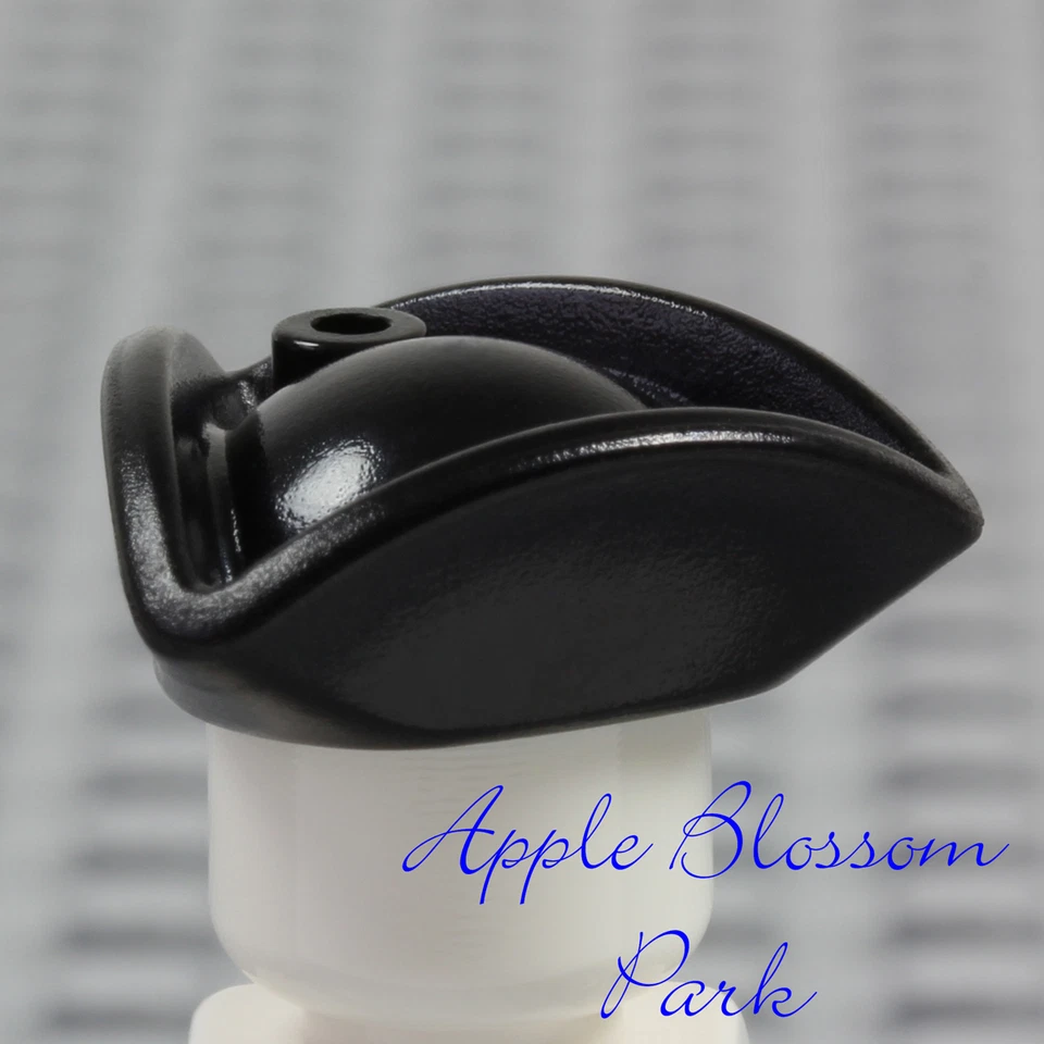 NUEVO Lego Pirata Minifigura SOMBRERO TRICORNE NEGRO - Triángulo Marina Soldado Cabeza Equipo Gorra Foto 1 de 1