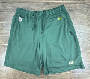 Nike Green Bay Packers Shorts Mens Large Green NFL Training Team Issued McKay - Picture 1 of 10