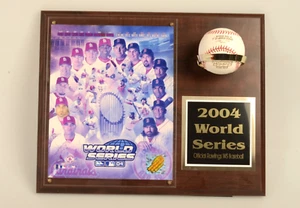 Red Sox & Cardinals 2004 World Series Commemorative Plaque 15x12 w/Official Ball - Picture 1 of 6