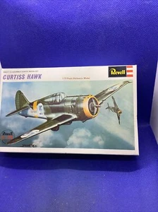 1/72 Revell Curtiss Hawk 75A. Komplett - Bild 1 von 2