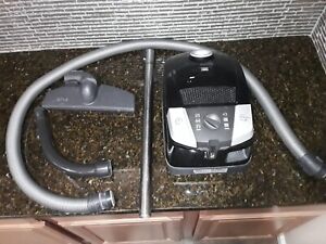 Miele ONYX Canister Vacuum Cleaner 300…1200W Made in Germany