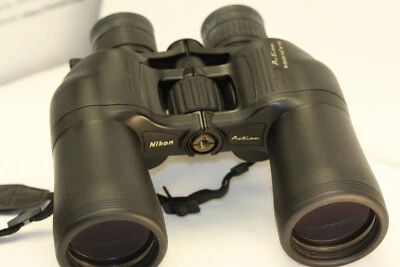 Nikon Action 10-22 x 50...ZOOM...binoculars...bright & clear...powerfull - Image 1 of 4