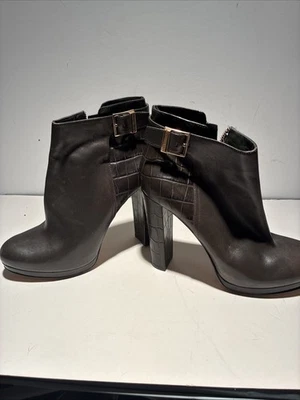 Michael Kors Leather Ankle Boots with a crocodile look 3 inch heels, size 8.5 - Image 1 of 4