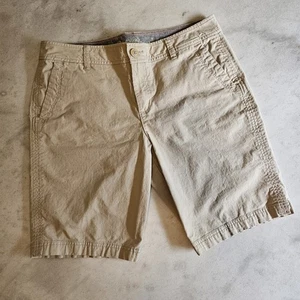 Eddie Bauer Women's Shorts Khaki Tan Size 10 Slightly Curvy Fit - Picture 1 of 13