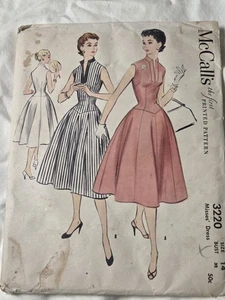 Sewing Pattern women's day dress 1955 Vintage McCall's pattern - Picture 1 of 2