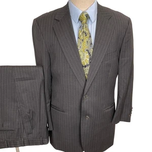 Brooks Brothers 1818 Madison Suit Mens 42R 33W 28 L Gray Pinstripe USA Wool - Picture 1 of 20