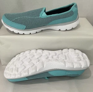 Danskin Now Memory Foam Women’s Sz 11 Slip-On Sneaker Shoes Turquoise - Picture 1 of 13