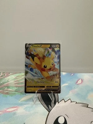 Pikachu V SWSH285 SWSH: Sword & Shield Promo Cards Holo - Image 1 of 2