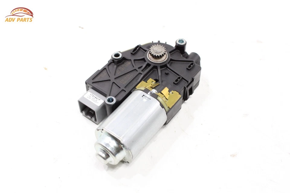 2015-19 LAND ROVER RANGE ROVER EVOQUE SUNROOF SUN ROOF WINDOW GLASS MOTOR OEM - Image 1 of 4