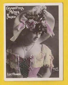 Zigaretten Melia Algerien Tabakkarte Tirage K - Lucy Nanon Hut mit breiter Krempe 1 - Bild 1 von 2
