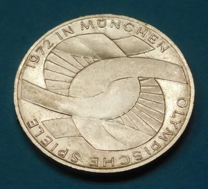 1972 GERMANY 10 MARK COIN - SILVER - Olympics - Schieife - Foto 1 di 2