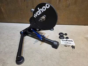 WAHOO KICKR V5 RODILLO ENTRENADOR / PODIO - Imagen 1 de 8